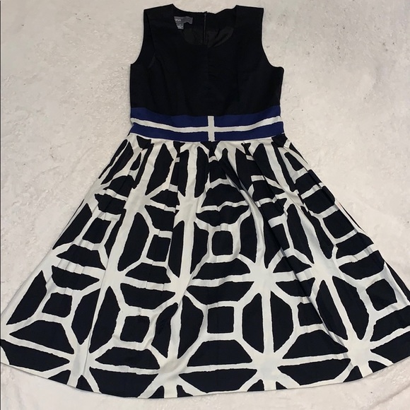 Donna Ricco Dresses & Skirts - ⚫️💙 Donna Ricco A-Line Pleated Dress💙⚫️